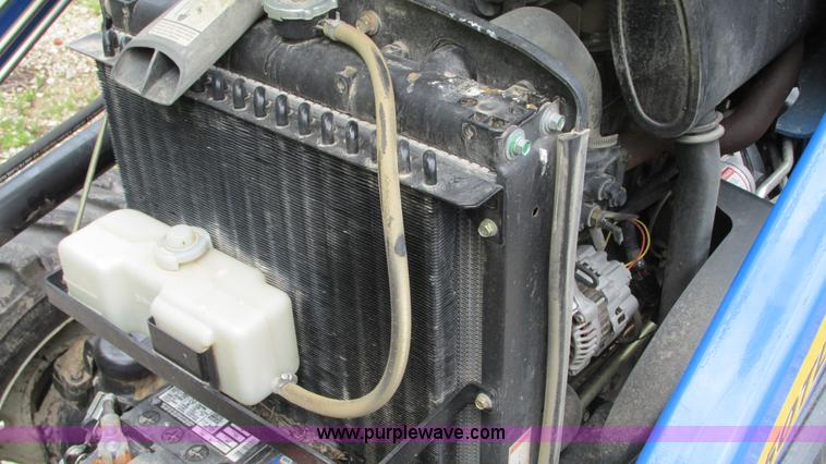 image for item G9128 2009 New Holland Boomer 3040 MFWD tractor