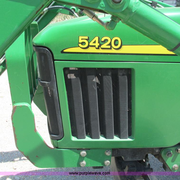 image for item G9300 2004 John Deere 5420 tractor