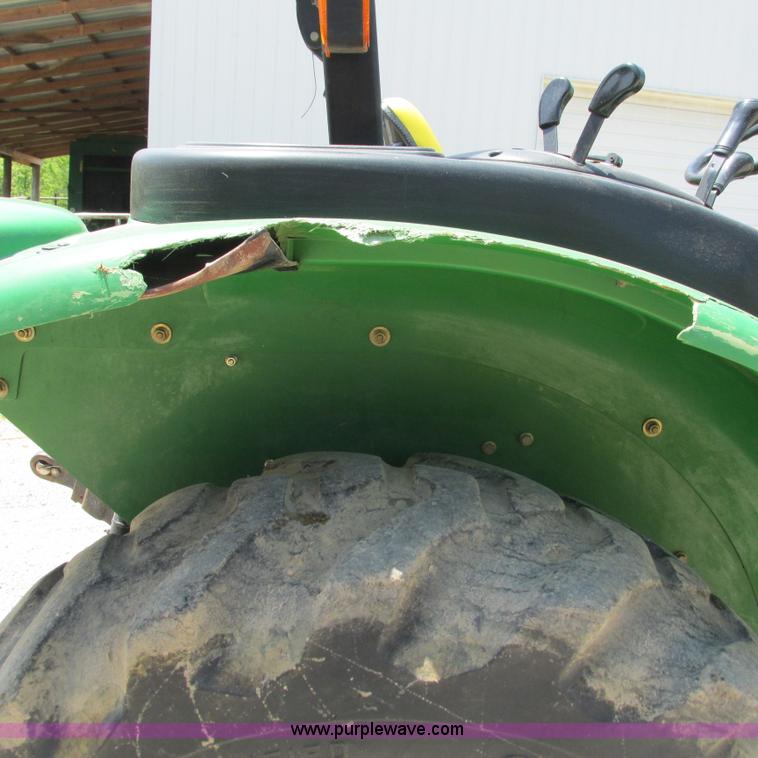 image for item G9300 2004 John Deere 5420 tractor