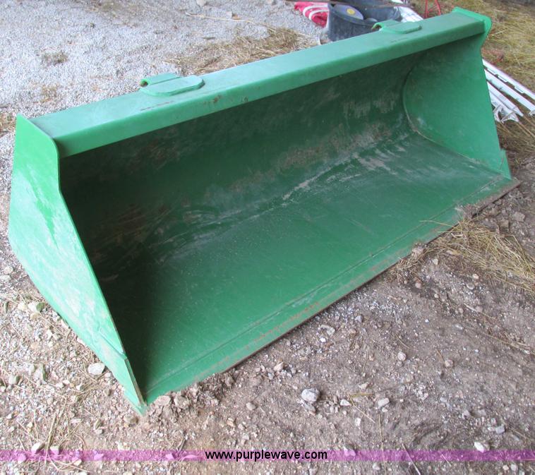 image for item G9300 2004 John Deere 5420 tractor