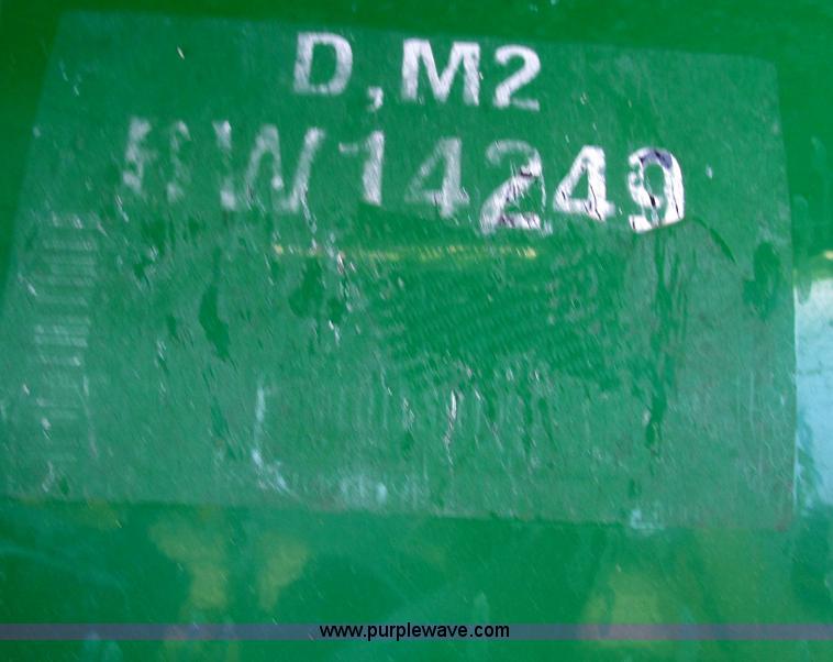 image for item G9300 2004 John Deere 5420 tractor