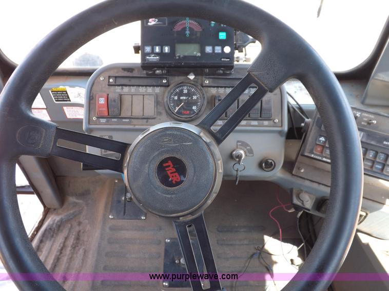 image for item H1855 Tyler Patriot XL self-propelled sprayer