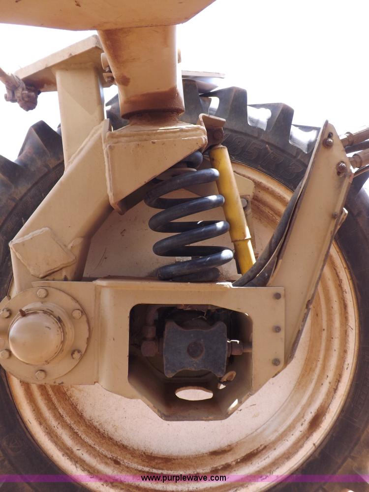 image for item H1855 Tyler Patriot XL self-propelled sprayer