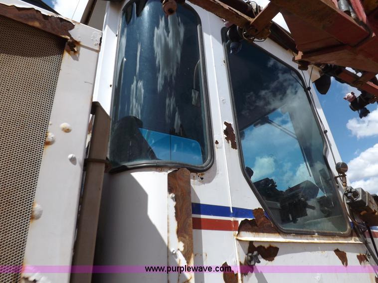 image for item H1855 Tyler Patriot XL self-propelled sprayer