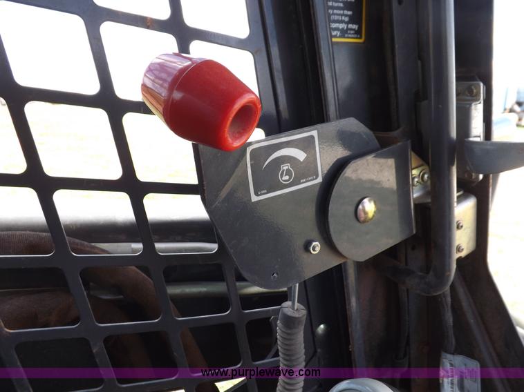 image for item H1856 2006 New Holland C190 track skid steer