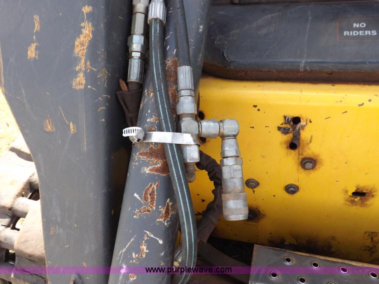 image for item H1856 2006 New Holland C190 track skid steer