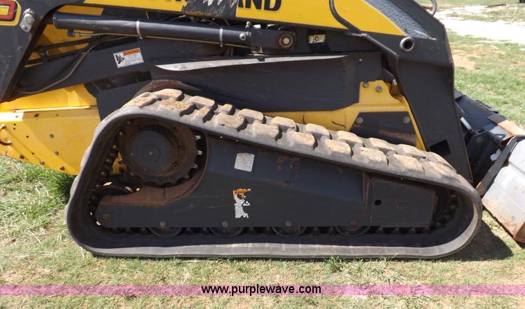 image for item H1856 2006 New Holland C190 track skid steer