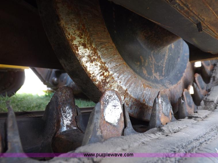 image for item H1856 2006 New Holland C190 track skid steer