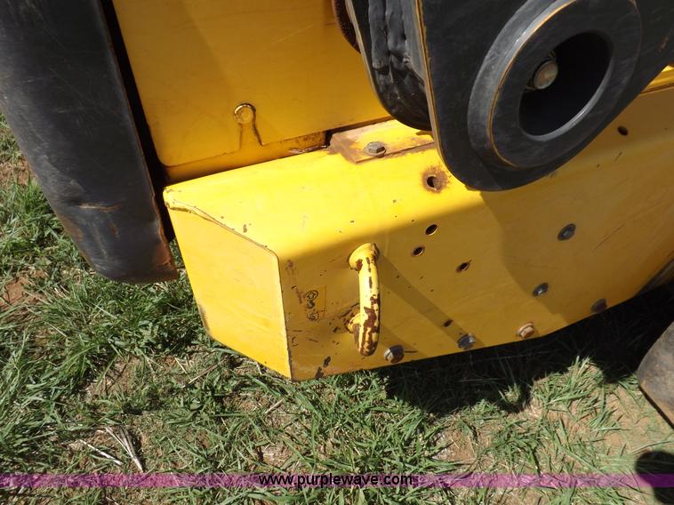 image for item H1856 2006 New Holland C190 track skid steer