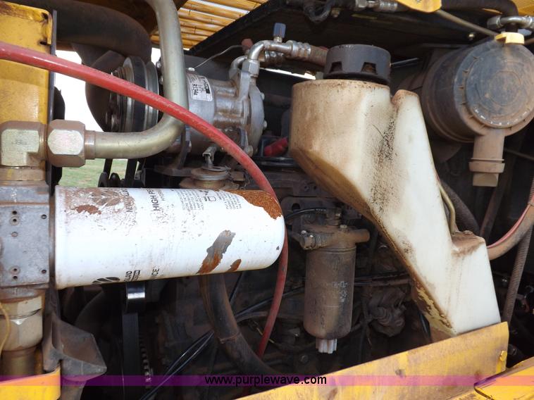 image for item H1856 2006 New Holland C190 track skid steer