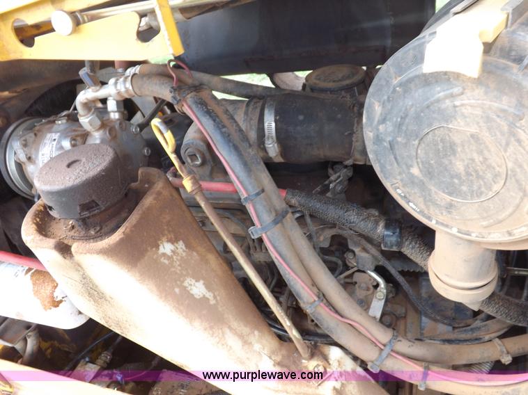 image for item H1856 2006 New Holland C190 track skid steer