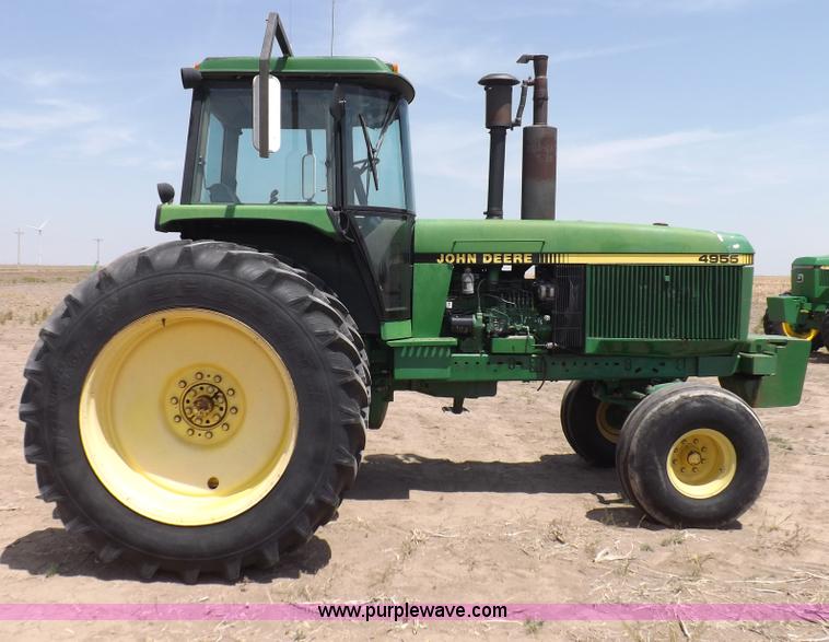 image for item H1897 1989 John Deere 4955 tractor