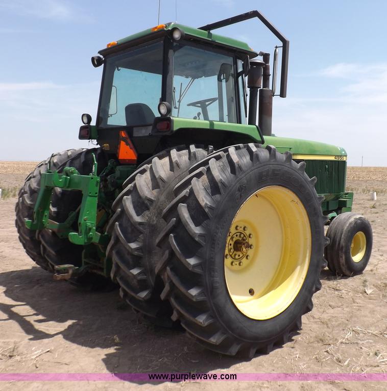 image for item H1897 1989 John Deere 4955 tractor