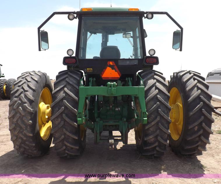 image for item H1897 1989 John Deere 4955 tractor