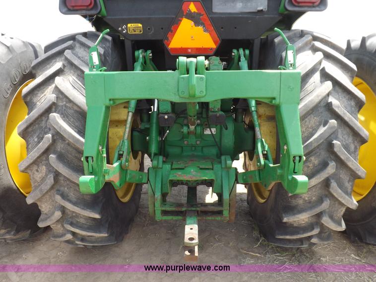 image for item H1897 1989 John Deere 4955 tractor