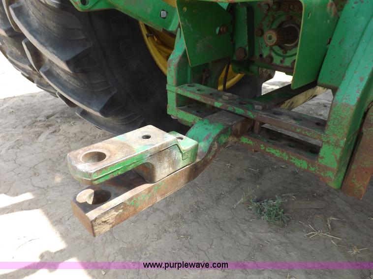 image for item H1897 1989 John Deere 4955 tractor