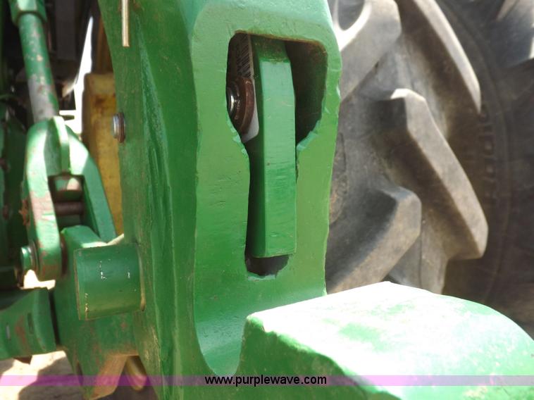 image for item H1897 1989 John Deere 4955 tractor