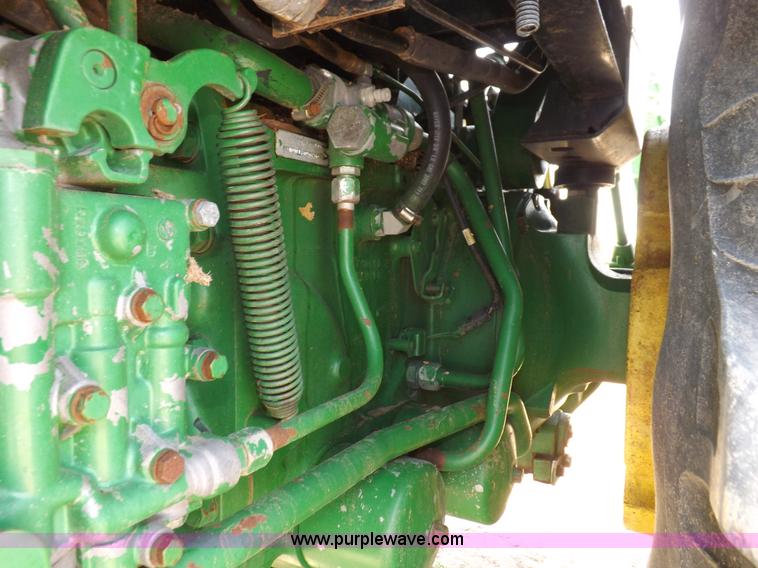 image for item H1897 1989 John Deere 4955 tractor