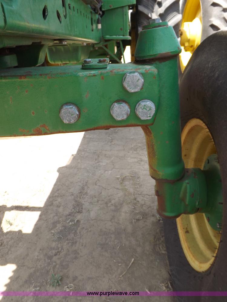 image for item H1897 1989 John Deere 4955 tractor