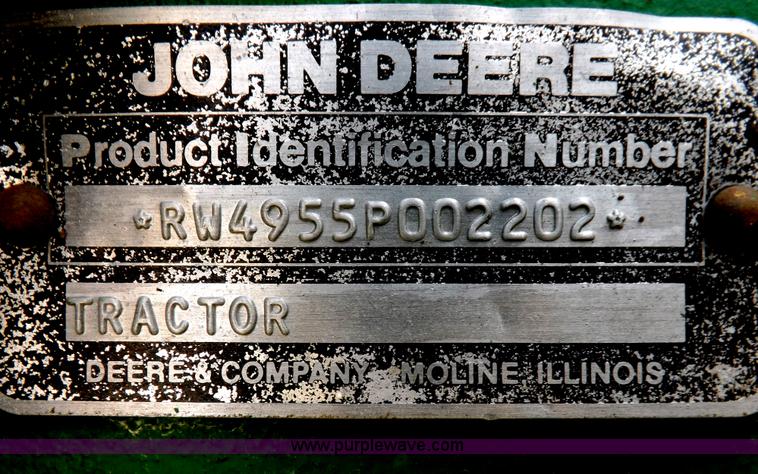 image for item H1897 1989 John Deere 4955 tractor
