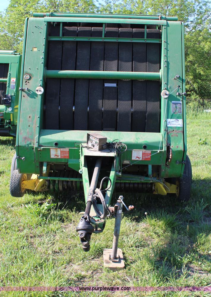 image for item H2528 1990 John Deere 535 round baler