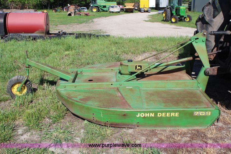 image for item H2529 John Deere 709 rotary mower