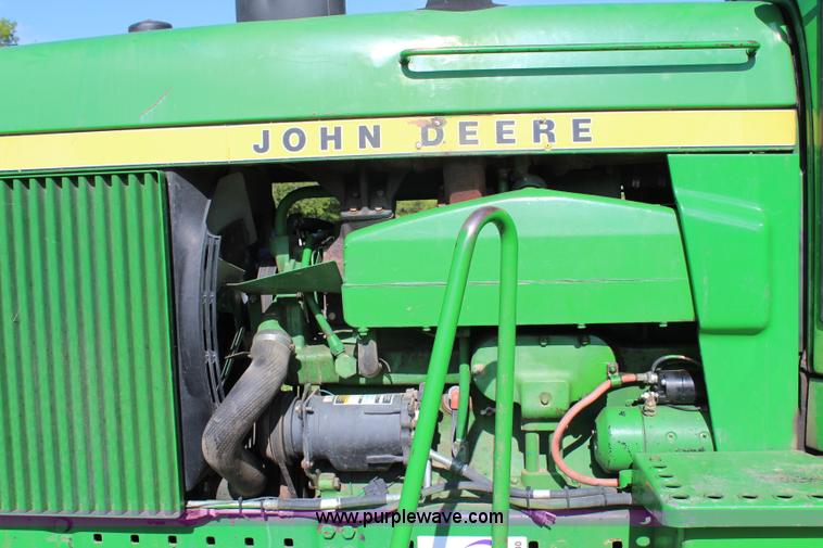 image for item H2530 1974 John Deere 4630 tractor