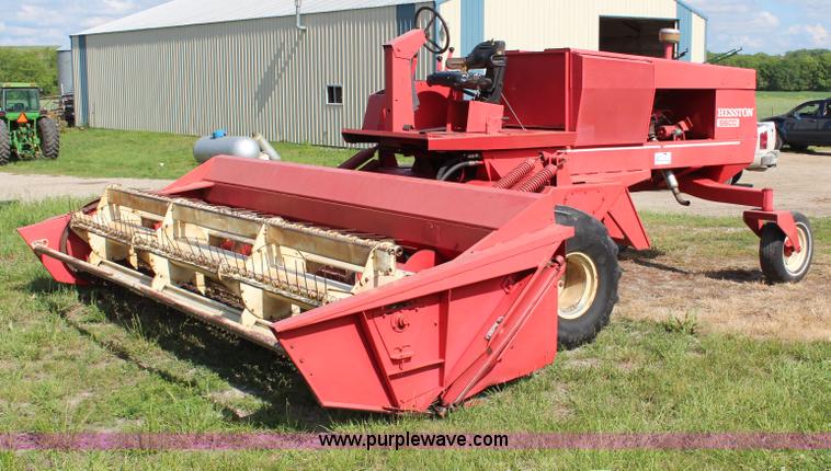 image for item H2531 Hesston 6600 self-propelled swather