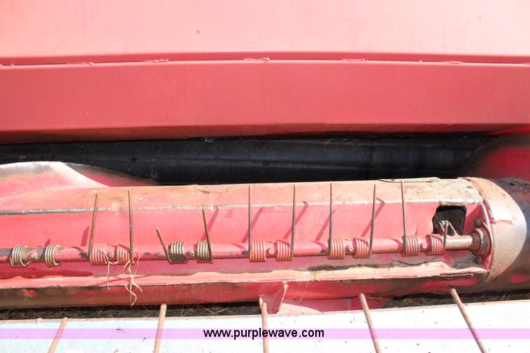 image for item H2531 Hesston 6600 self-propelled swather