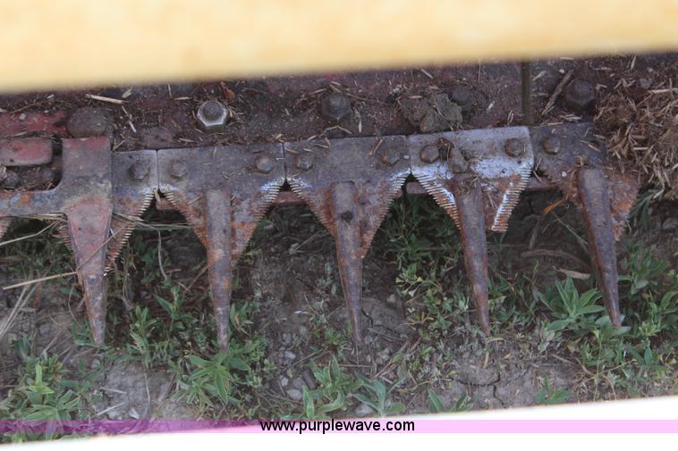 image for item H2531 Hesston 6600 self-propelled swather