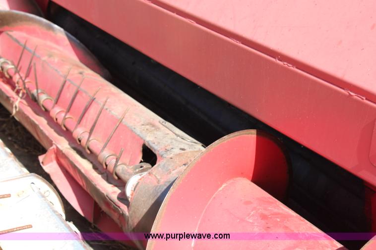 image for item H2531 Hesston 6600 self-propelled swather