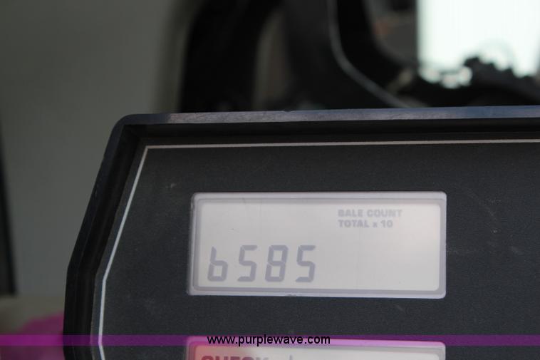 image for item H2532 1996 Hesston 4755 large square baler