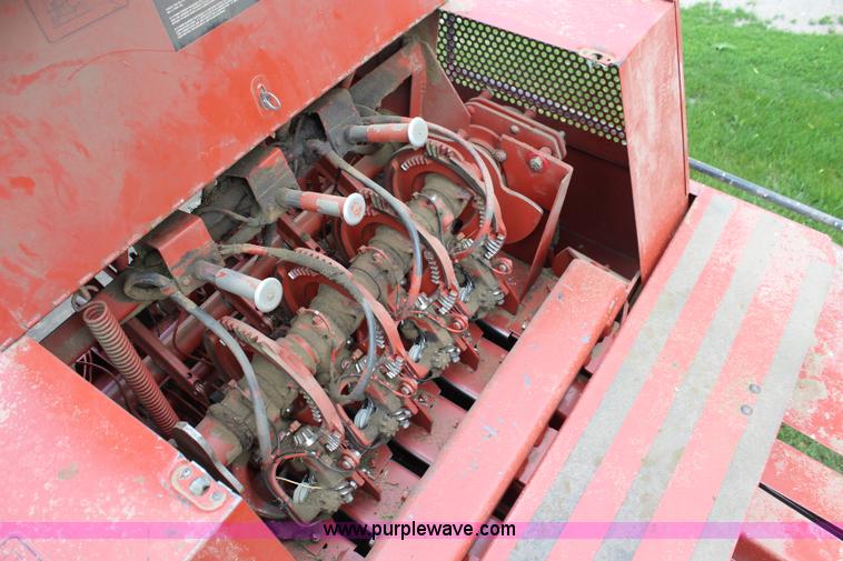 image for item H2532 1996 Hesston 4755 large square baler