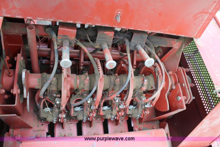 image for item H2532 1996 Hesston 4755 large square baler