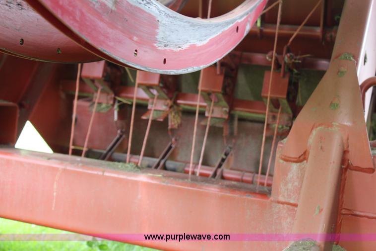 image for item H2532 1996 Hesston 4755 large square baler