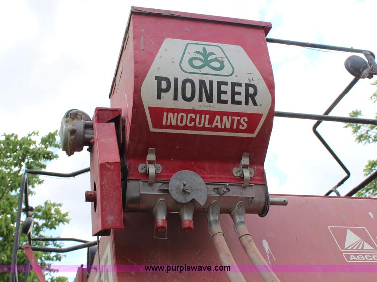 image for item H2532 1996 Hesston 4755 large square baler