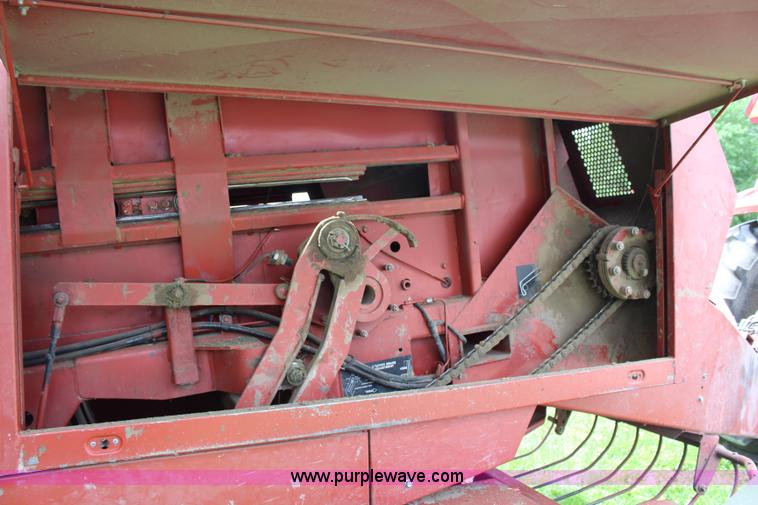 image for item H2532 1996 Hesston 4755 large square baler