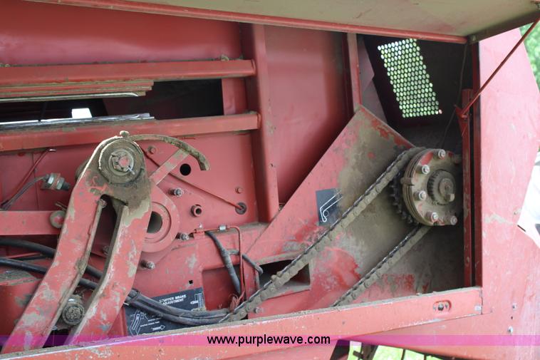 image for item H2532 1996 Hesston 4755 large square baler