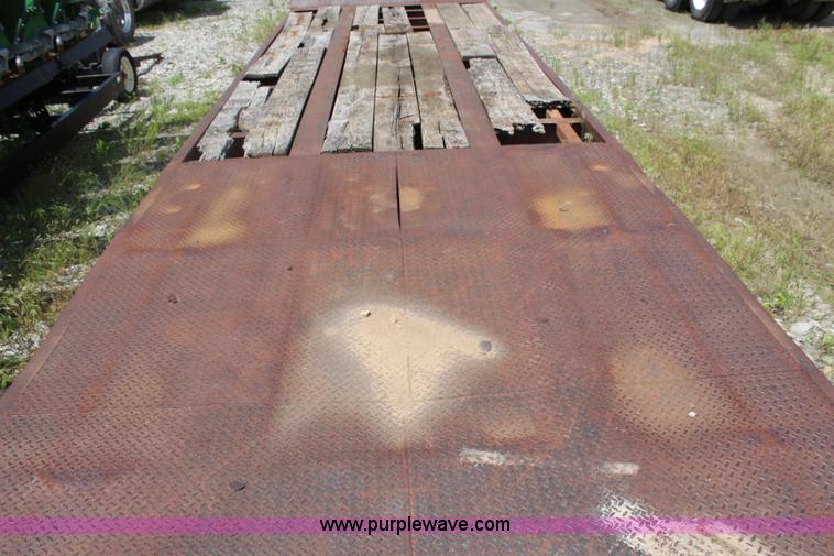 image for item H2540 1994 Atoka drop deck trailer