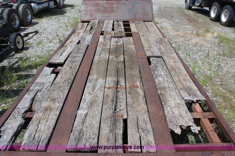 image for item H2540 1994 Atoka drop deck trailer