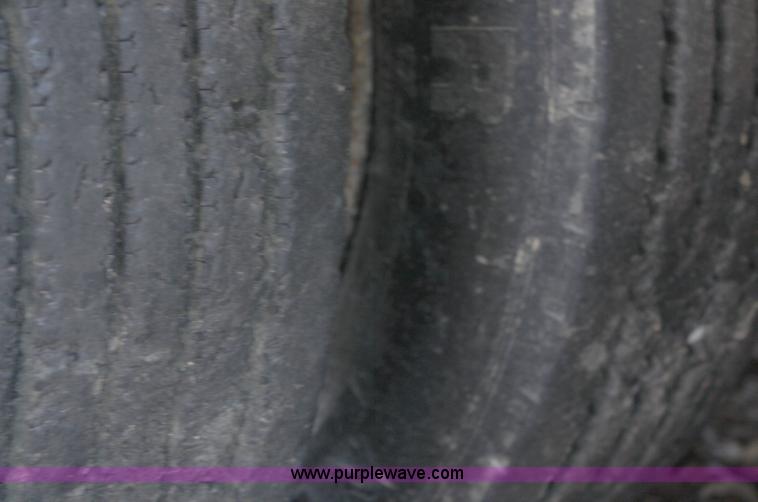 image for item H2540 1994 Atoka drop deck trailer