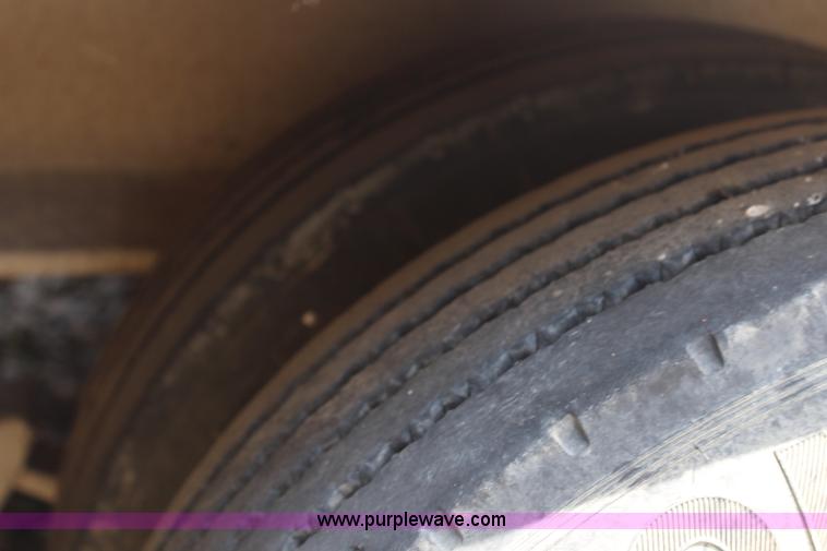 image for item H2540 1994 Atoka drop deck trailer