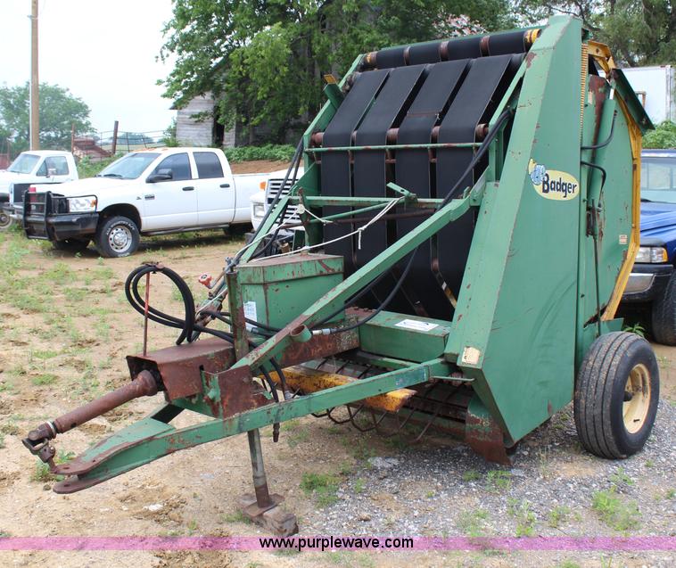 image for item H2543 Badger BW614 round baler
