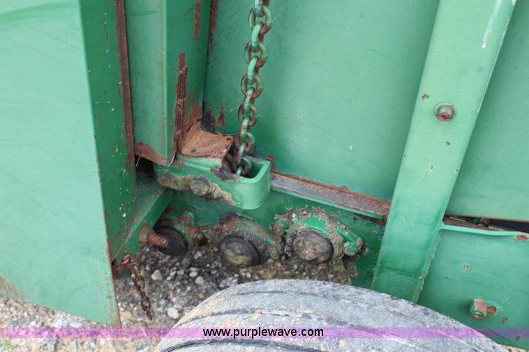 image for item H2543 Badger BW614 round baler