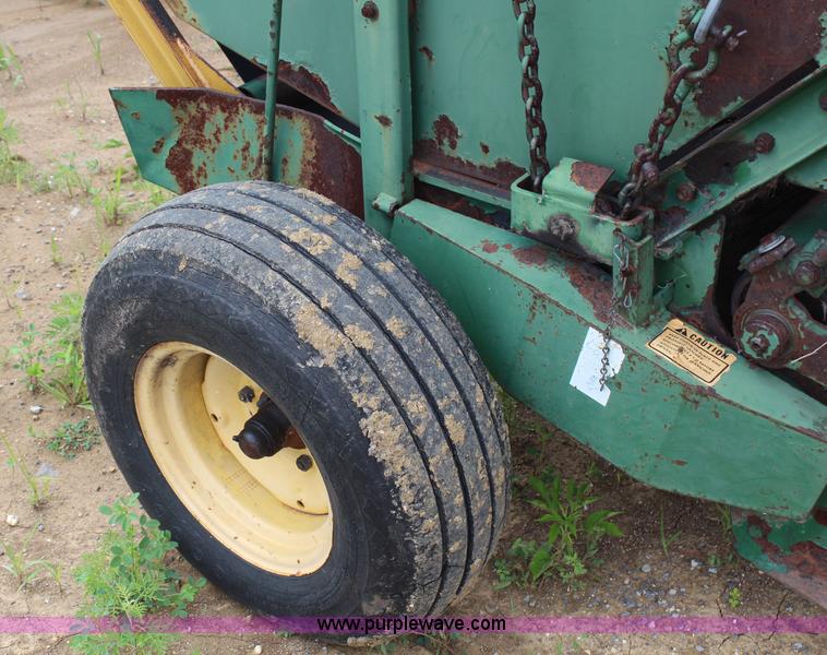 image for item H2543 Badger BW614 round baler