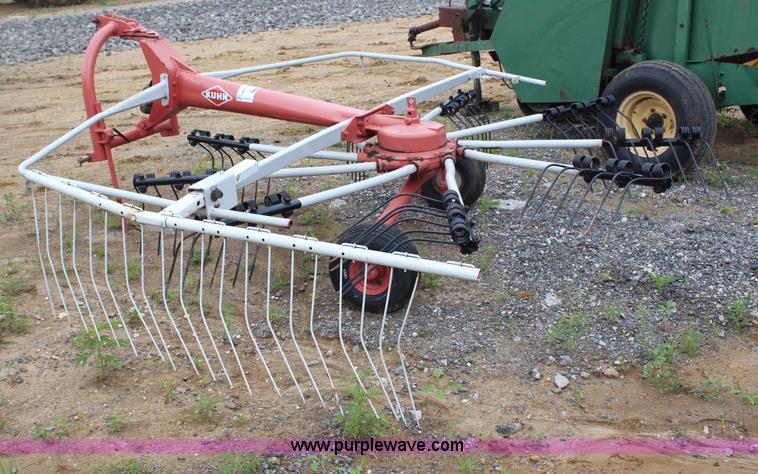 image for item H2544 Kuhn rotary rake