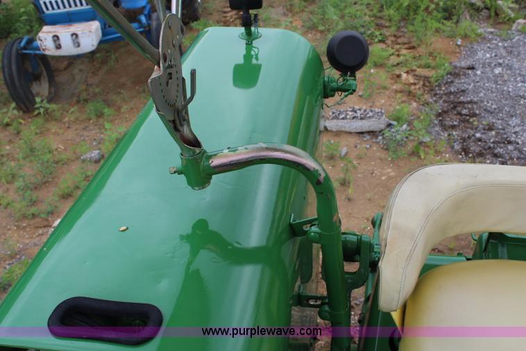 image for item H2567 1968 John Deere 5020 tractor