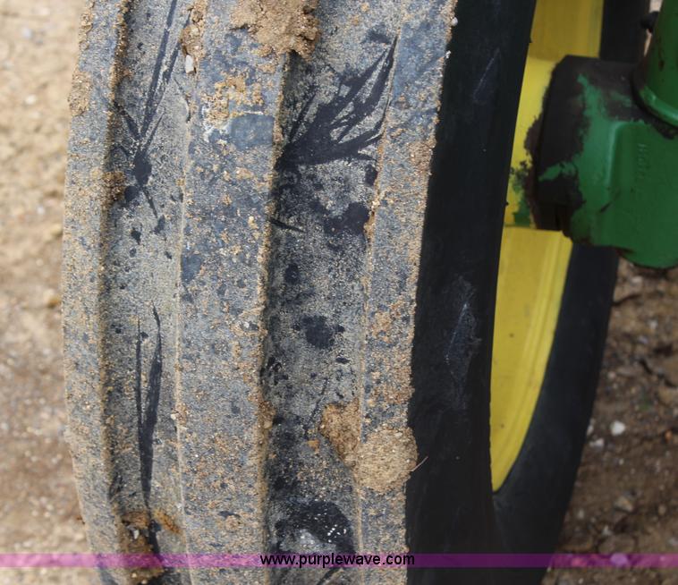 image for item H2567 1968 John Deere 5020 tractor