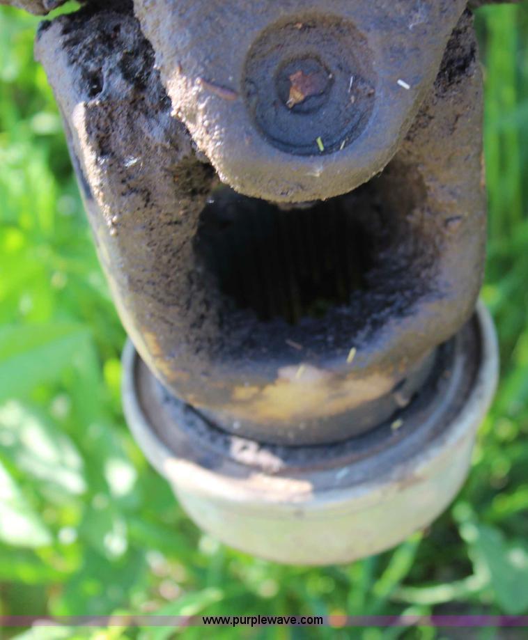 image for item H2744 2009 Kuhn Knight Slinger 8124 manure spreader