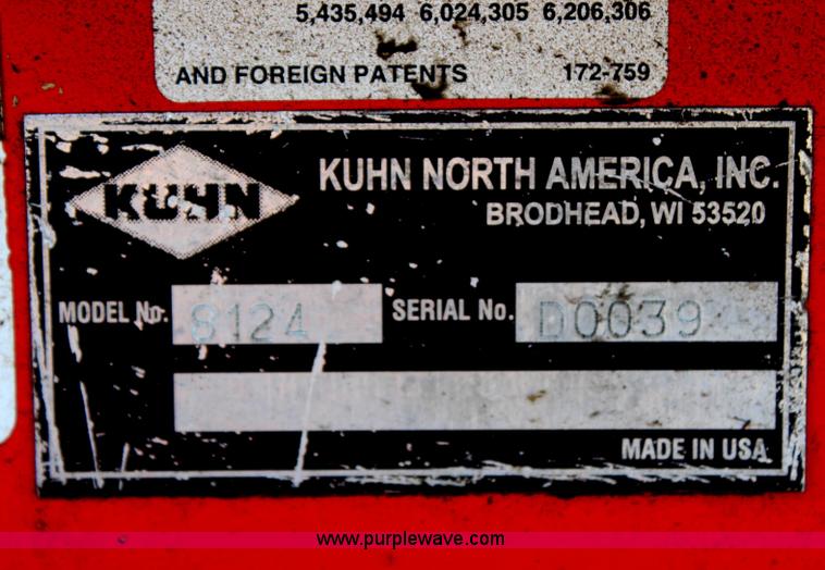 image for item H2744 2009 Kuhn Knight Slinger 8124 manure spreader